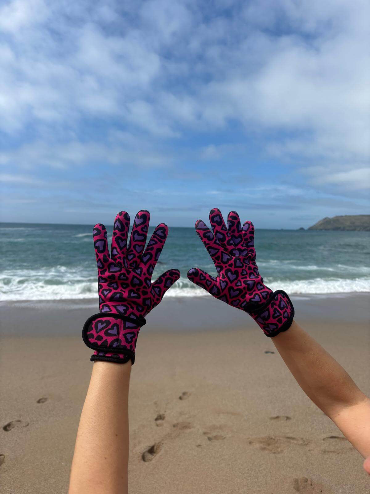 YULEX EasyOff™ Swimming Gloves; Cold Cold Heart