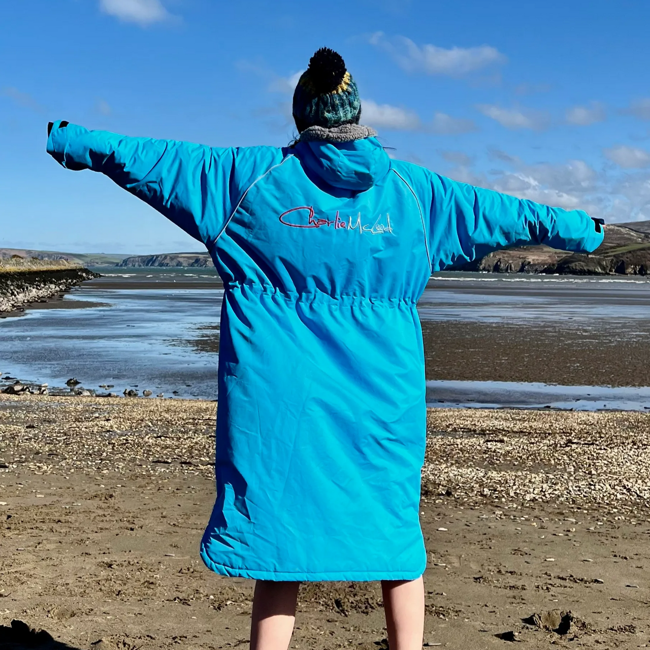 The Bluetits Eco Sports Cloak – Long Sleeve Turquoise